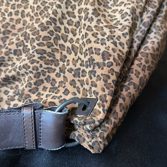 Bottega Veneta Leopard Slouch Shoulder Bag - Picture 10 of 16